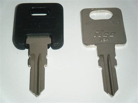 buy hf rv keys ilco rv motorhome trailer keys  black top  metal cut  hf working keys