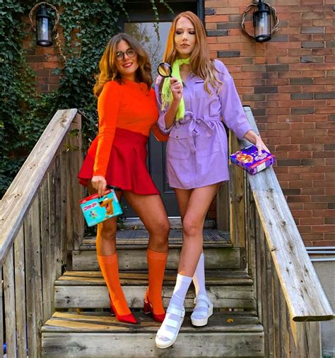 Velma And Daphne Costume Scooby Halloween Costumes Daphne Costume