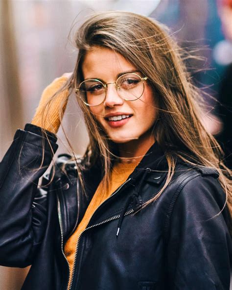 Eyewear Trends Of 2021 8 Frames 8 Celeb Examples And Top 5 Brands In