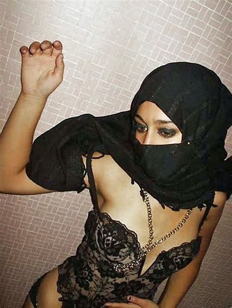 Iran Politics Club Sexy Muslim Women In Fashionable Sexy