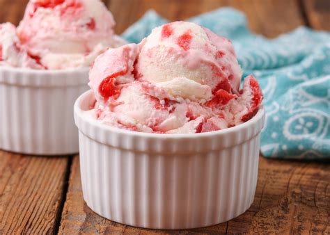 strawberry cheesecake ice cream barefoot   kitchen karinokada