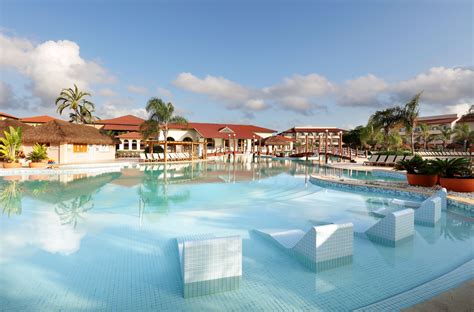 grand palladium imbassai resort and spa hotel en mata de sao joao