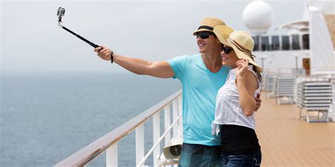 11 irritating people you see on every cruise