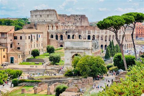 famous landmarks  rome italy  worth  visit kevmrc