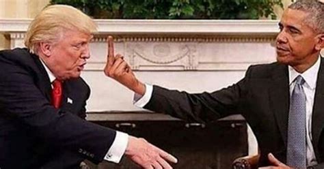 Photo Shows Obama Giving Donald Trump The Finger At White House