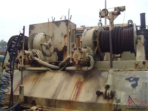 oshkosh   heavy haul tractor detroit diesel allison automatic military