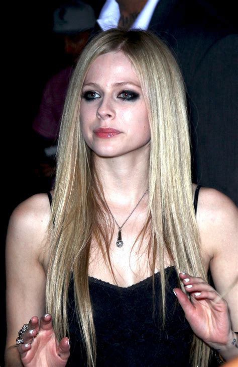 hairstyles and haircuts avril lavigne hair avril lavigne biography