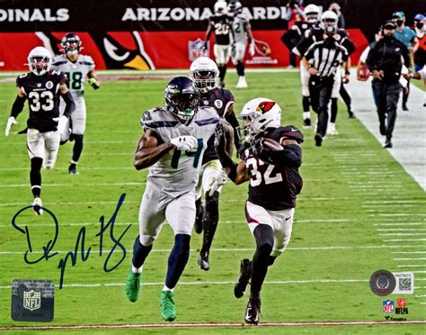 Dk Metcalf Autographed Signed Seattle Seahawks 8×10 Photo Beckett