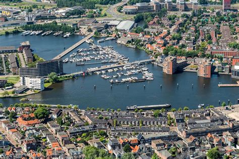 hollandluchtfoto zaandam luchtfoto