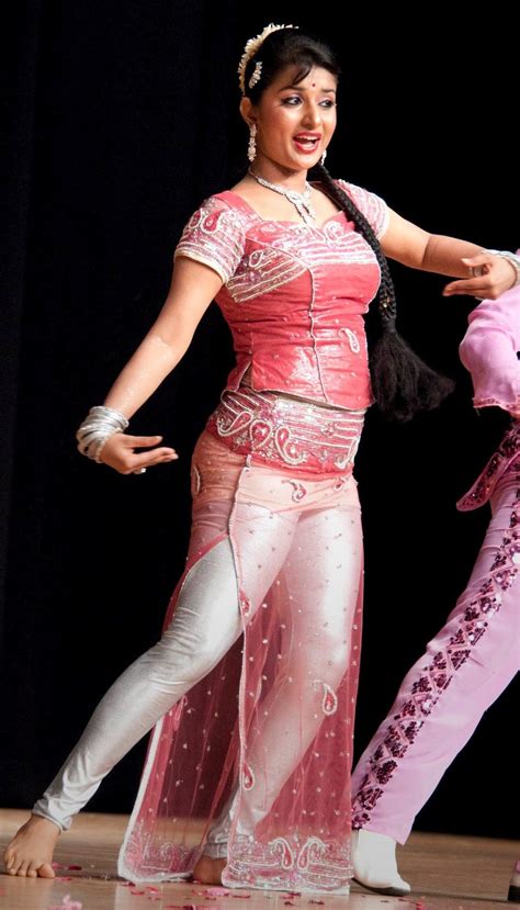 malayalam movie actresses meera jasmine hot stage dance