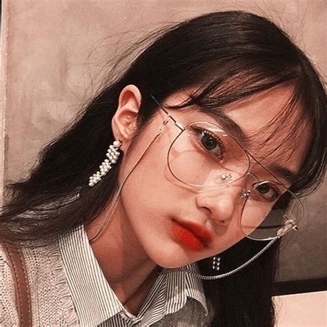 levitate cute korean girl ulzzang glasses beauty girl