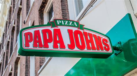 Papa John S Pzza Stock Hit A 52 Week Low On Analyst Downgrades
