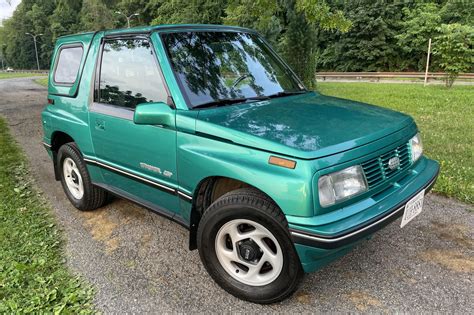 reserve  geo tracker lsi   sale  bat auctions sold    july