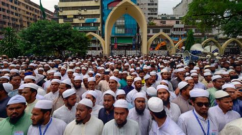 Anti Muslim Facebook Posts Sparked A Riot In Bangladesh