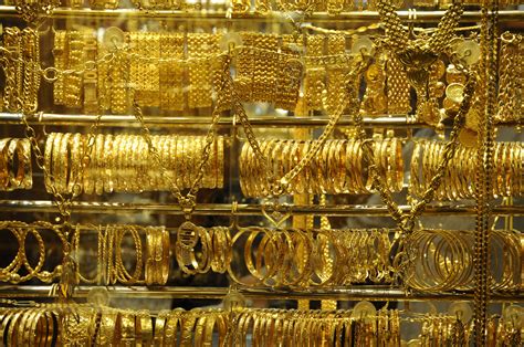 سعر الذهب اليوم الاربعاء 29 5 2019 يواصل انخفاضه وعيار 21 يسجل 607 جنيه تريندات