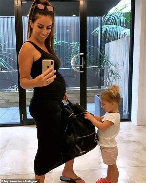 Sara Vale Marks Four Months Of Pregnancy With Selfie Showing Of Her