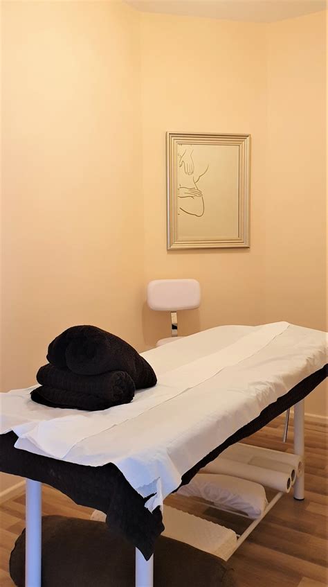 about us healing hand massage and beauty spa