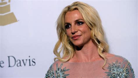 Britney Spears Evacuates Thousand Oaks Home Due To California Wildfires
