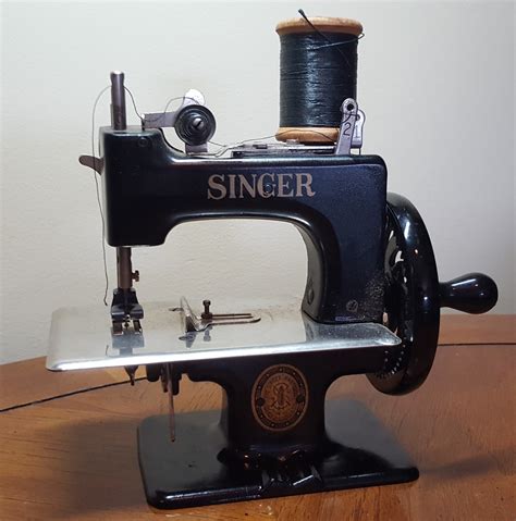singer sewhandy childs sewing machine collectors weekly