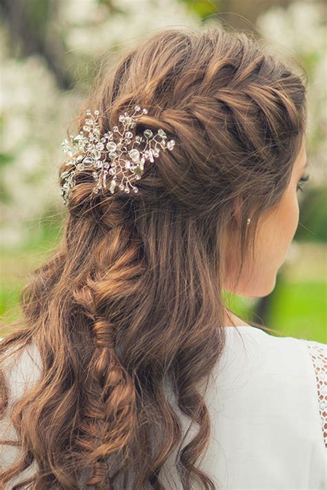 choose   hairstyle   wedding day bridestory blog