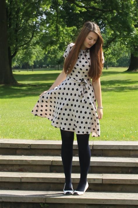 Ootd Outfit Of The Day Polka Dot Dress Flats Von Sian Thomas