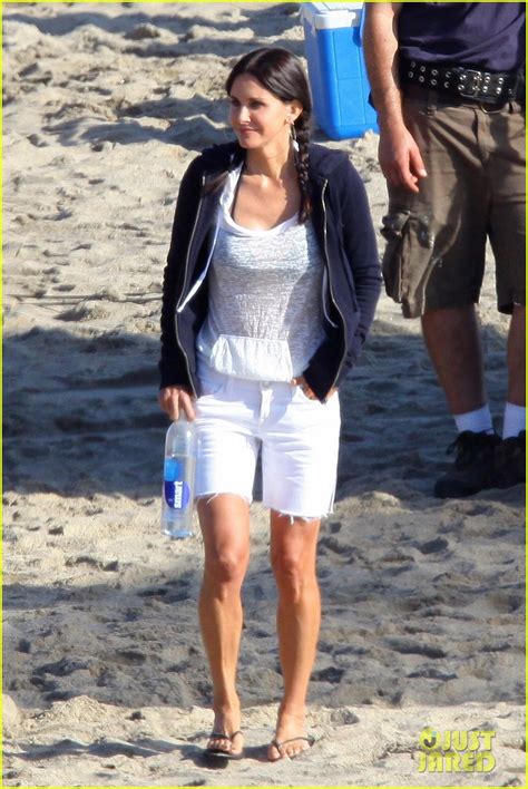 courteney cox cougar town beach scenes photo 2594887 busy philipps courteney cox