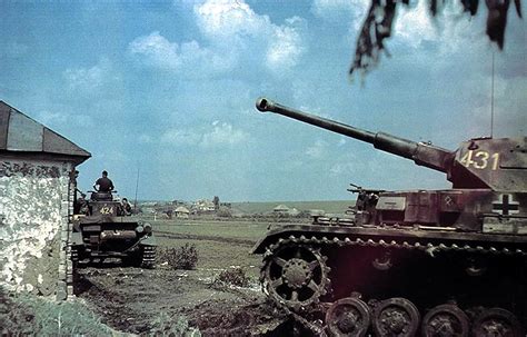world war ii  color panzer ivs  southern russia summer