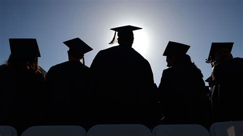 graduation rate  mississippi high school students hits record high