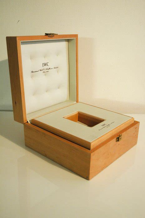 iwc box woodleather catawiki