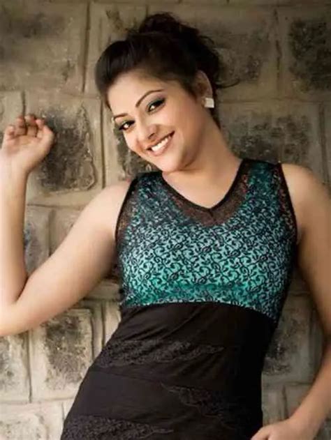 abhirami age net worth height affair career and more