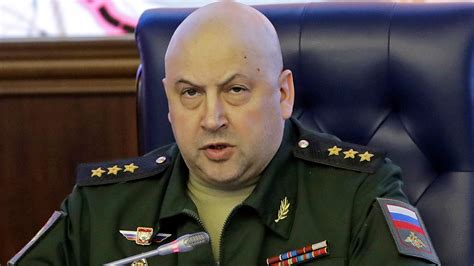russia names  general surovikin  lead forces  ukraine