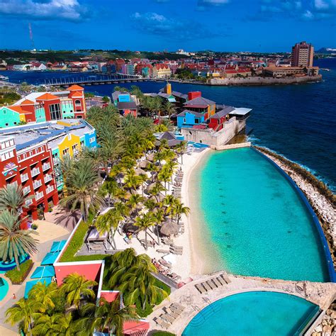 stay  curacao   budget  travel style delightful travellers  canadian