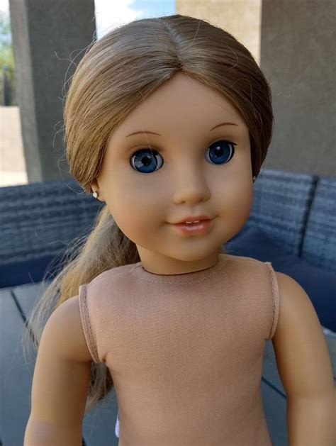 american girl elizabeth doll   good shape   blonde hair