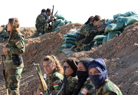 kurdish women fighters battle islamic state with