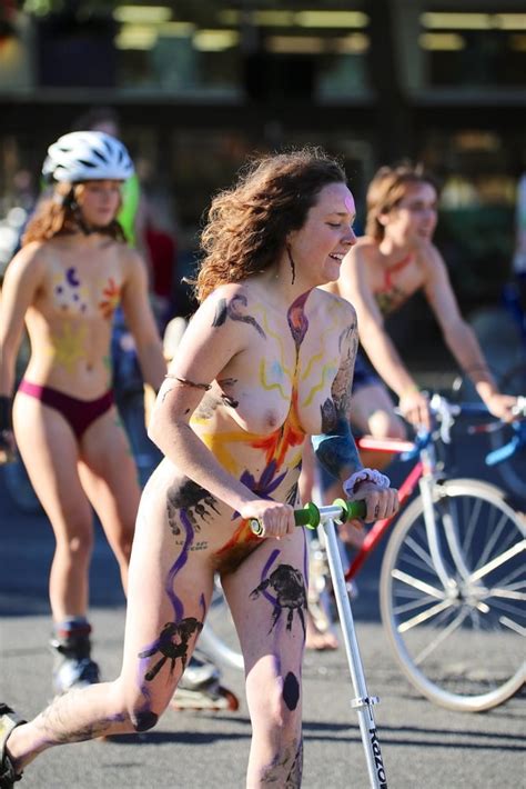 girls of bellingham wnbr 2019 world naked bike ride porno foto s xxx