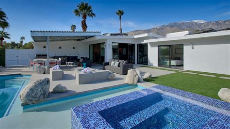 location villa de luxe palm springs californie piscine  jacuzzi