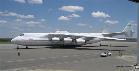 world  largest aircraft antonov   mriya golden key logistics