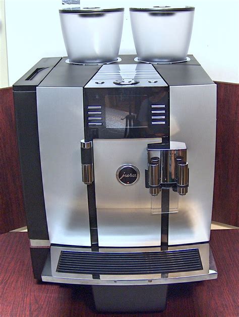 jura giga  professional superautomatic espresso machine