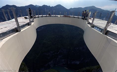 Chinese Observation Deck Hanging Over A 2 350 Foot Cliff