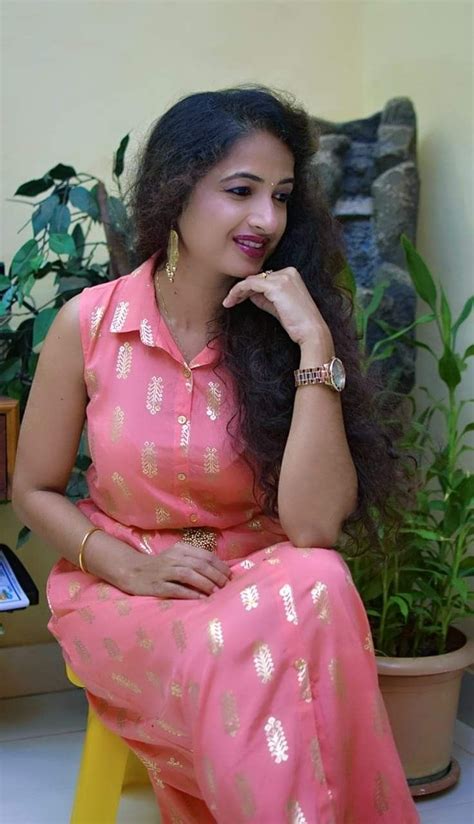 pin by sandip dhanvijay on manda indian wife fashion saree