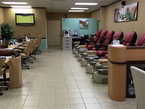 royal nails  spa home