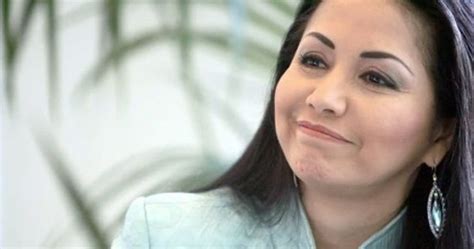 hostigan a ana gabriel por twittear sobre la violencia en