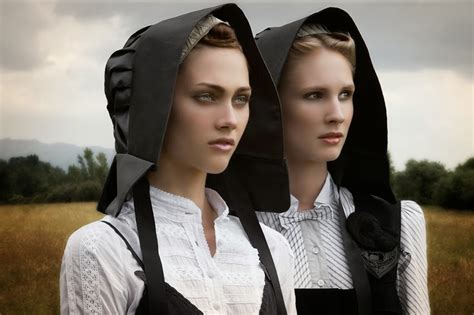 Decalogo De Moda Y Belleza By Isabel Dorado Amish