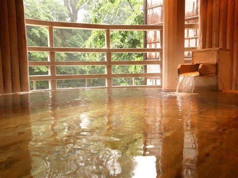 onsen etiquette dos and don ts in japanese public baths