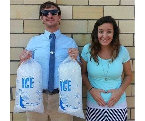 10 Funny Pregnancy Announcements 007 Funcage