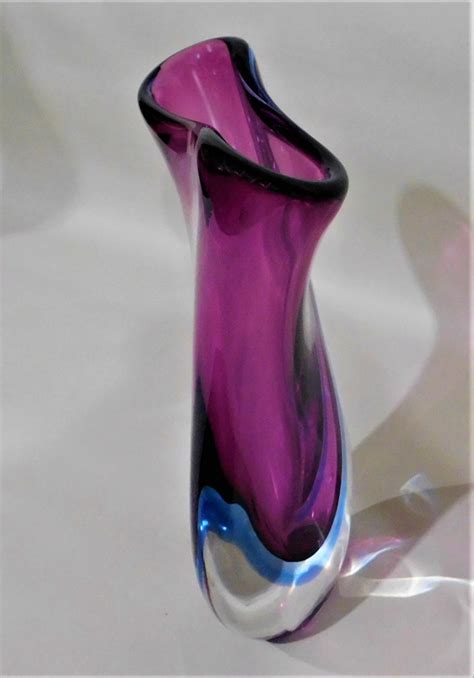 Large Italian Hand Blown Colored Art Glass Flower Vase