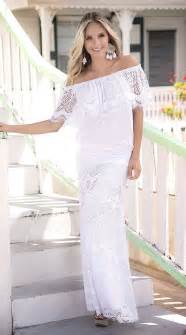 espiral off the shoulder white crochet top and long skirt