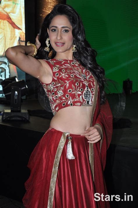 pragya jaiswal seductive navel show seductive actress navel show