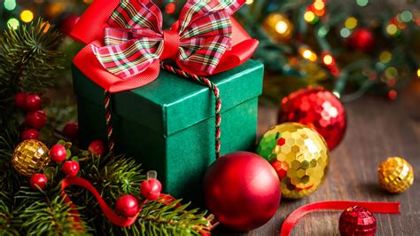 wallpaper christmas  year gift box balls fir tree decorations holidays