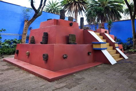 la casa azul el universo Íntimo de frida kahlo · divisare